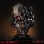 predator in tree resin sculpture statue